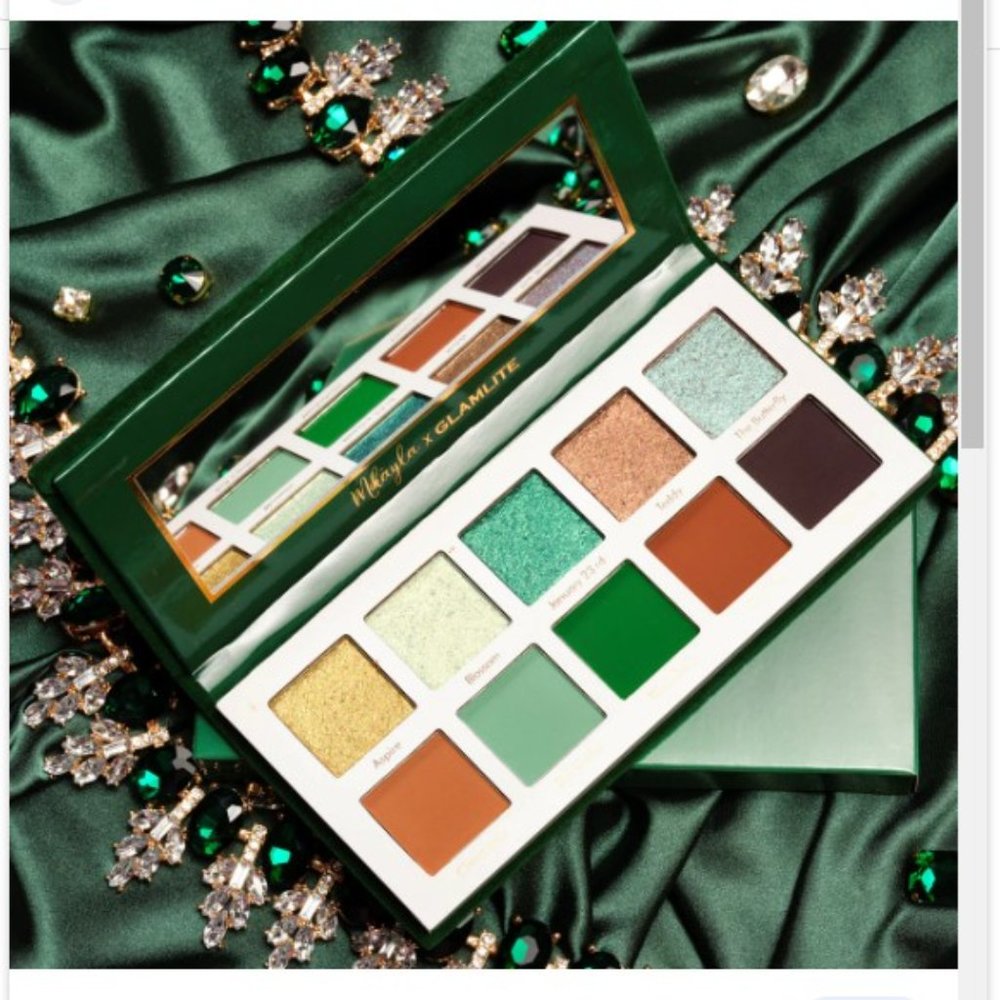 MIKAYLA PAHT TWO X GLAMLITE 10 COLOR PALETTE